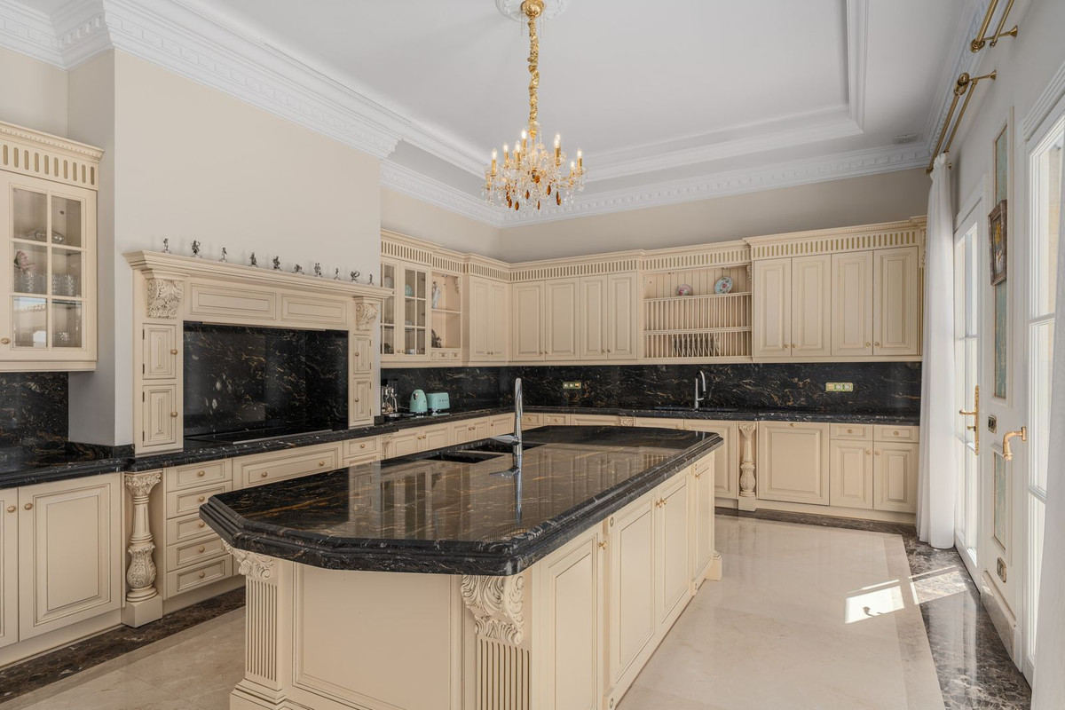 Vrijstaande Villa in Sierra Blanca-21