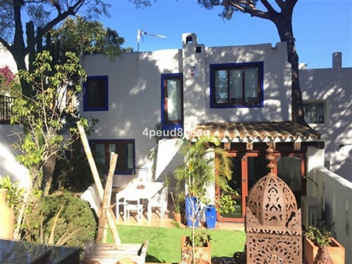 Huis te koop in Sierra Blanca | 2 slaapkamers H4991323