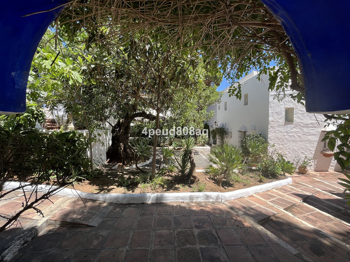 Huis te koop in Sierra Blanca | 2 slaapkamers H4991323