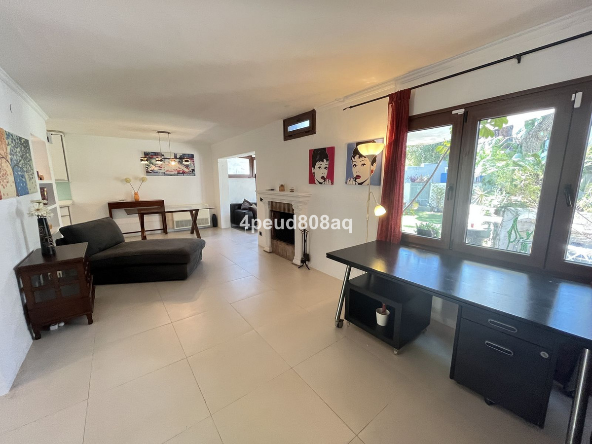 Huis te koop in Sierra Blanca | 2 slaapkamers H4991323