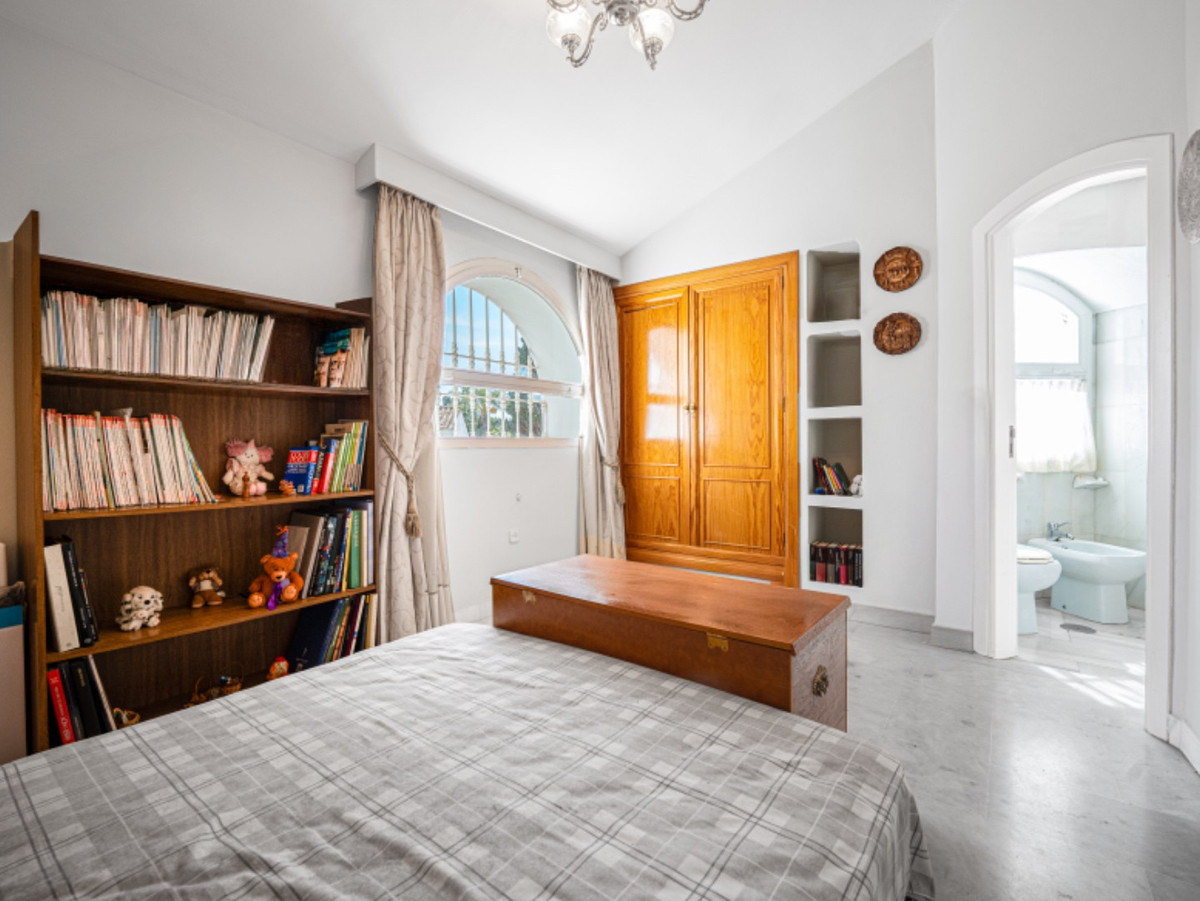 Geschakelde Woning in Sierra Blanca-8