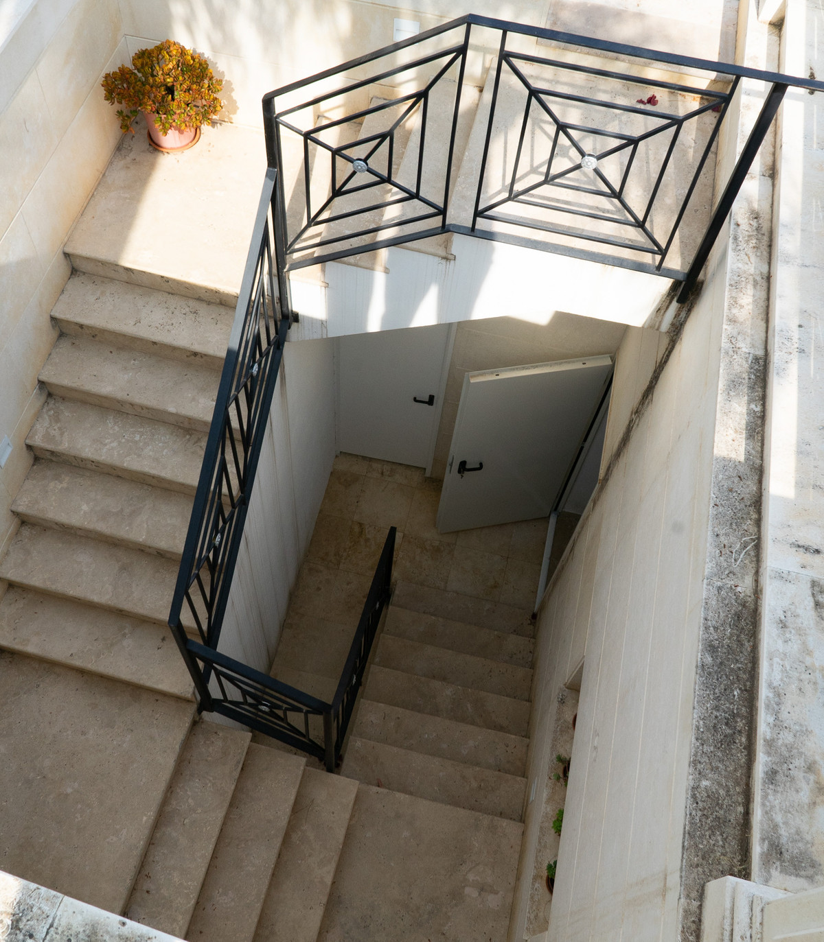 Huis te koop in Sierra Blanca | 8 slaapkamers H5067382