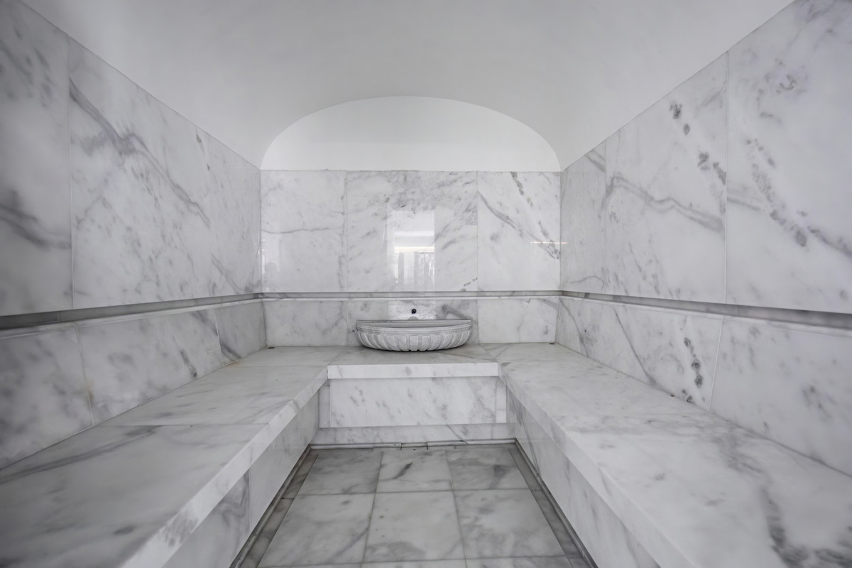 Huis te koop in Sierra Blanca | 8 slaapkamers H5067382