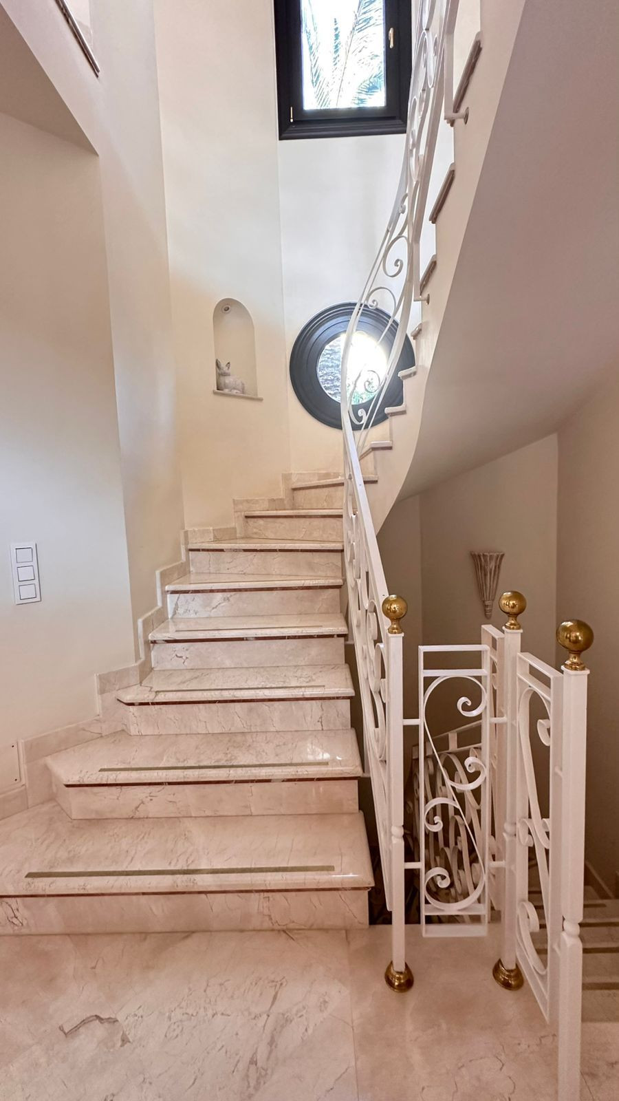 Huis te koop in Sierra Blanca | 6 slaapkamers H5079865