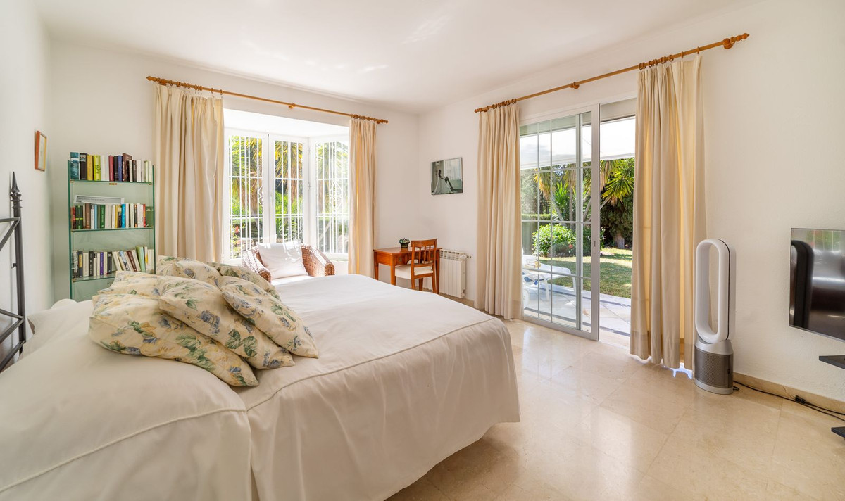 Huis te koop in Sierra Blanca | 5 slaapkamers H5107984