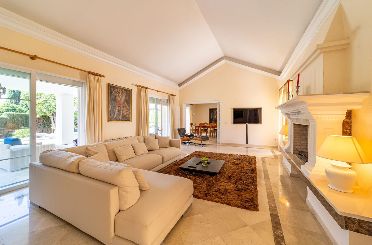Huis te koop in Sierra Blanca | 5 slaapkamers H5107984