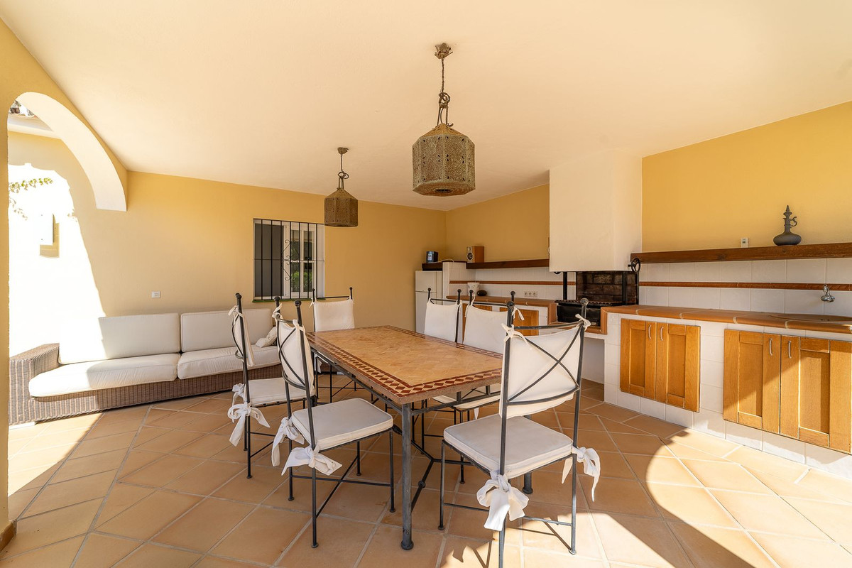 Huis te koop in Sierra Blanca | 5 slaapkamers H5107984