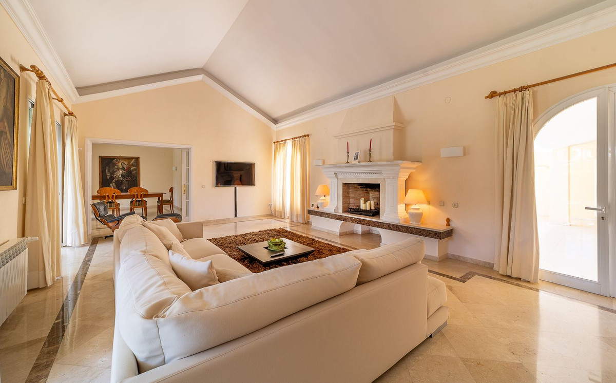 Huis te koop in Sierra Blanca | 5 slaapkamers H5107984