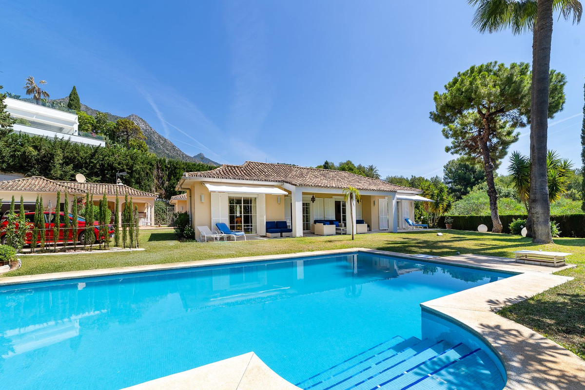 Huis te koop in Sierra Blanca | 5 slaapkamers H5107984