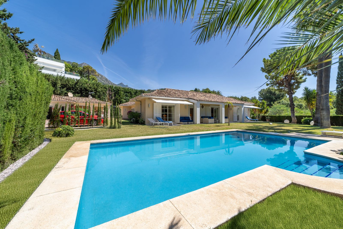 Huis te koop in Sierra Blanca | 5 slaapkamers H5107984