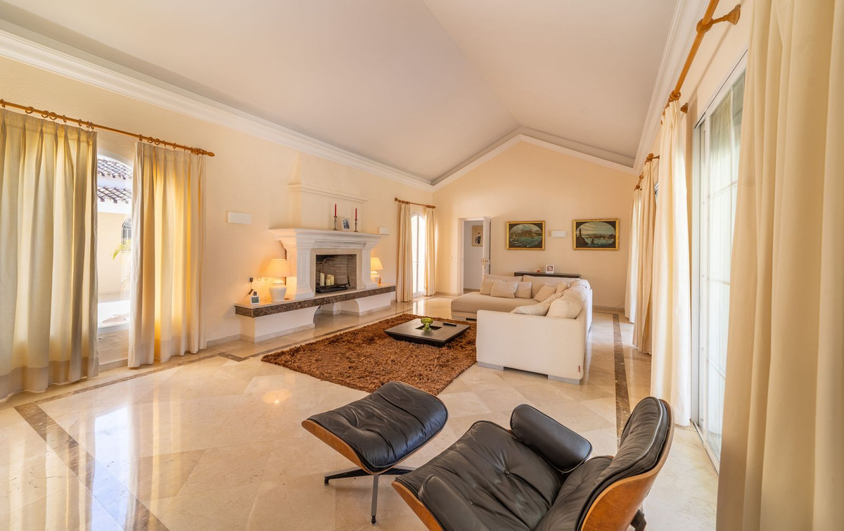 Huis te koop in Sierra Blanca | 5 slaapkamers H5107984
