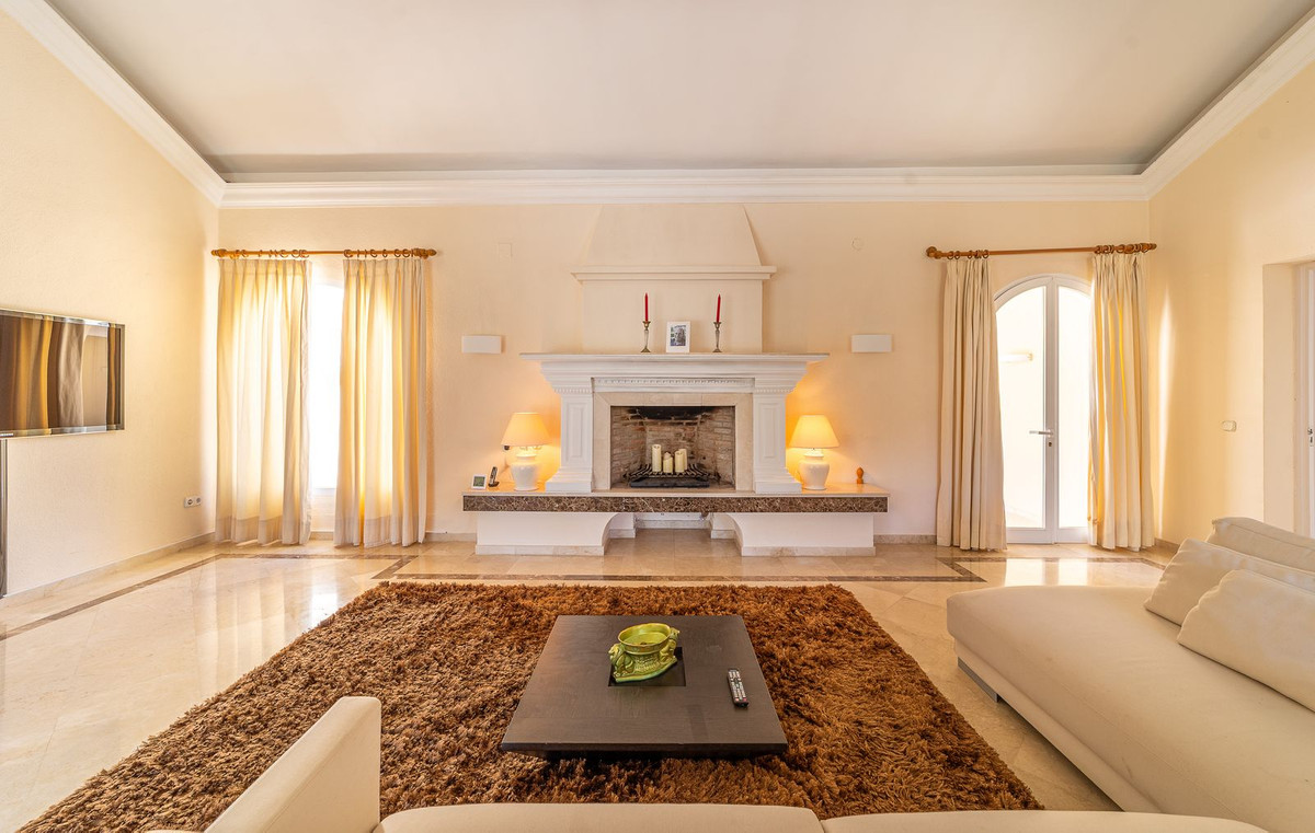 Huis te koop in Sierra Blanca | 5 slaapkamers H5107984