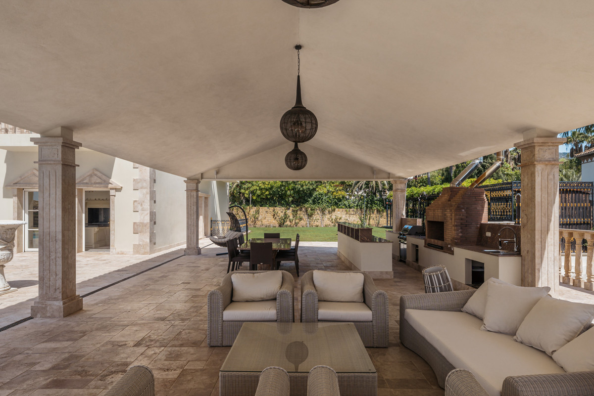 Huis te koop in Sierra Blanca | 7 slaapkamers H5135680
