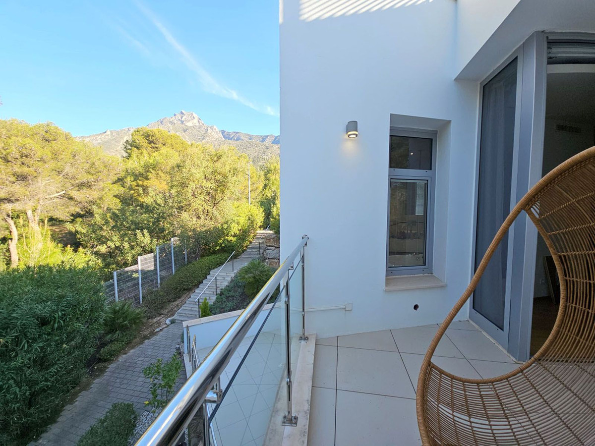 Huis te koop in Sierra Blanca | 4 slaapkamers H5147527