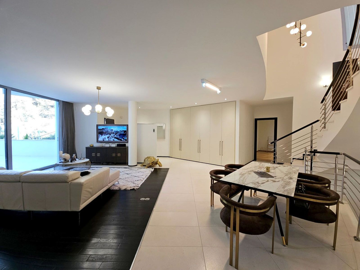 Huis te koop in Sierra Blanca | 4 slaapkamers H5147527