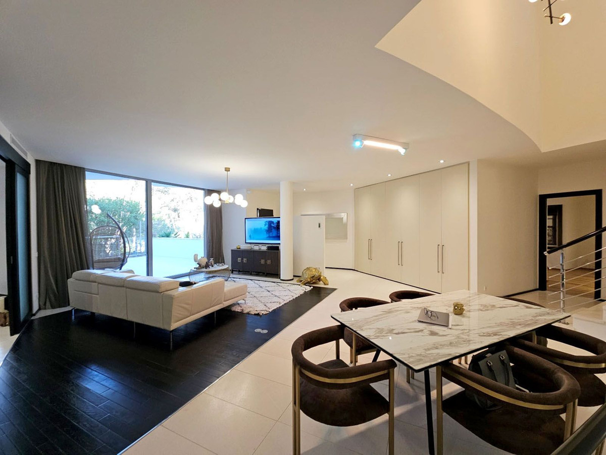 Huis te koop in Sierra Blanca | 4 slaapkamers H5147527