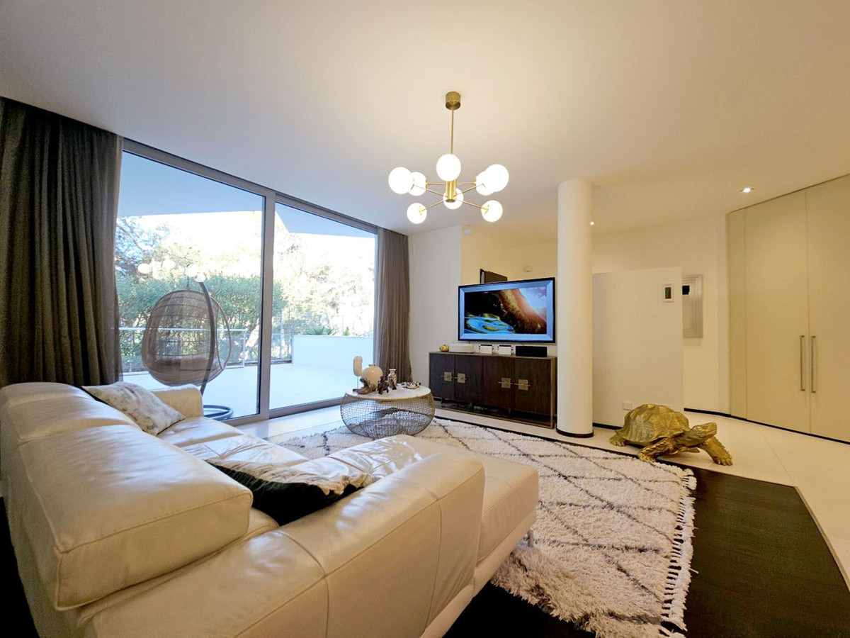 Huis te koop in Sierra Blanca | 4 slaapkamers H5147527