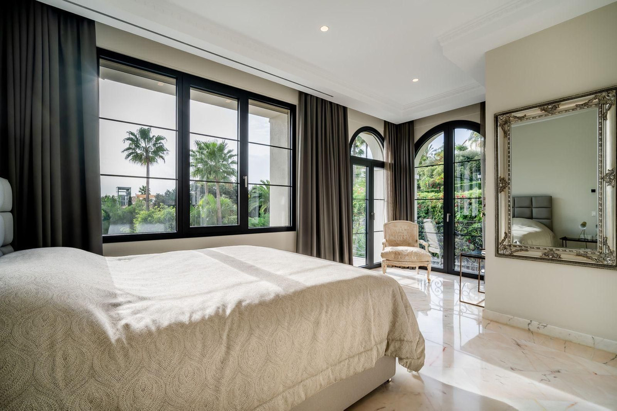 Huis te koop in Sierra Blanca | 6 slaapkamers H5210887