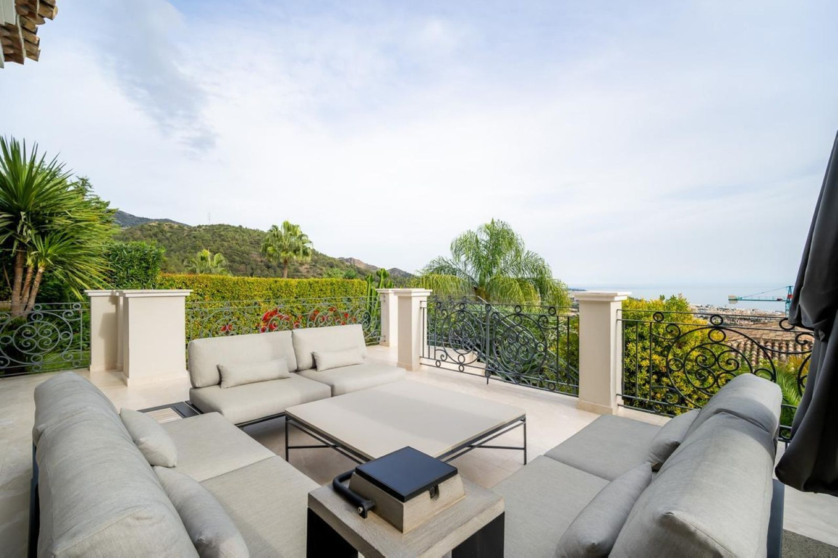 Huis te koop in Sierra Blanca | 6 slaapkamers H5210887