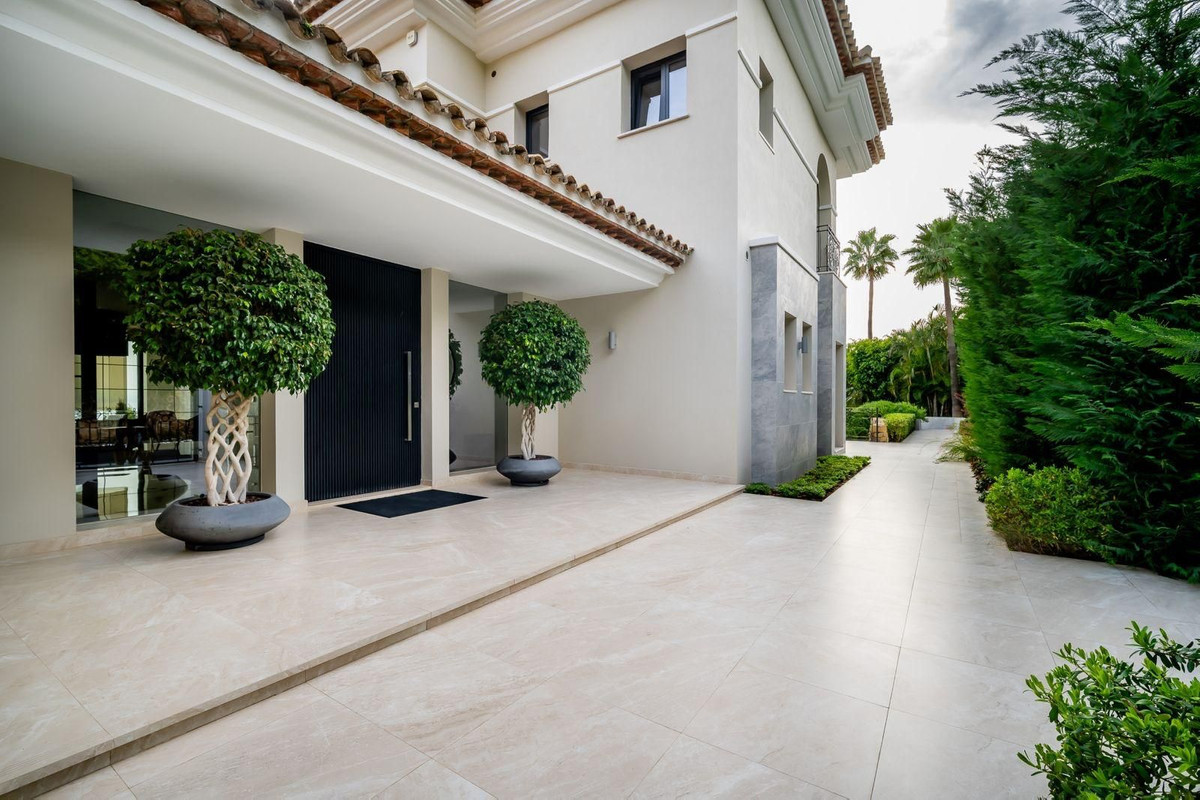 Huis te koop in Sierra Blanca | 6 slaapkamers H5210887