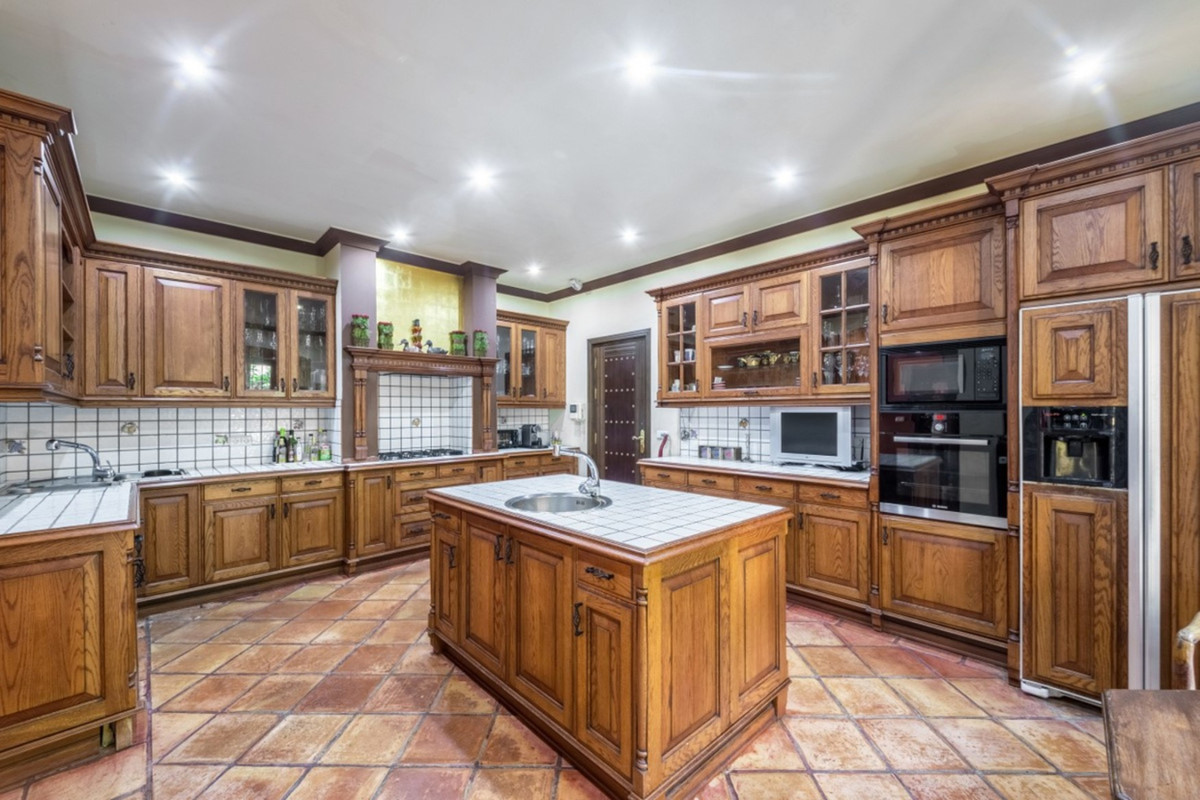 Huis te koop in Sierra Blanca | 6 slaapkamers H5220262