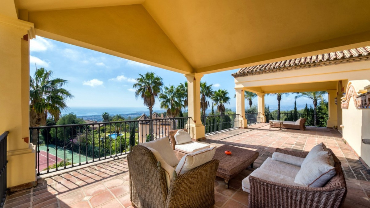 Huis te koop in Sierra Blanca | 6 slaapkamers H5220262