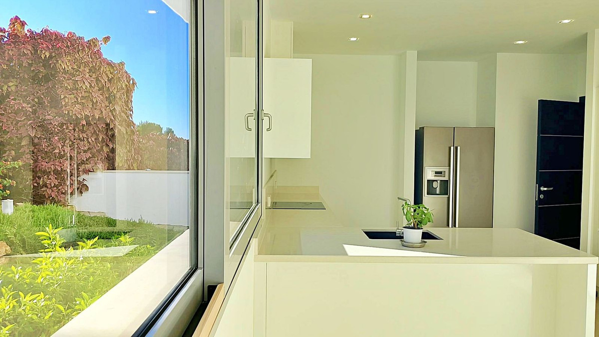 Huis te koop in Sierra Blanca | 5 slaapkamers H5235598