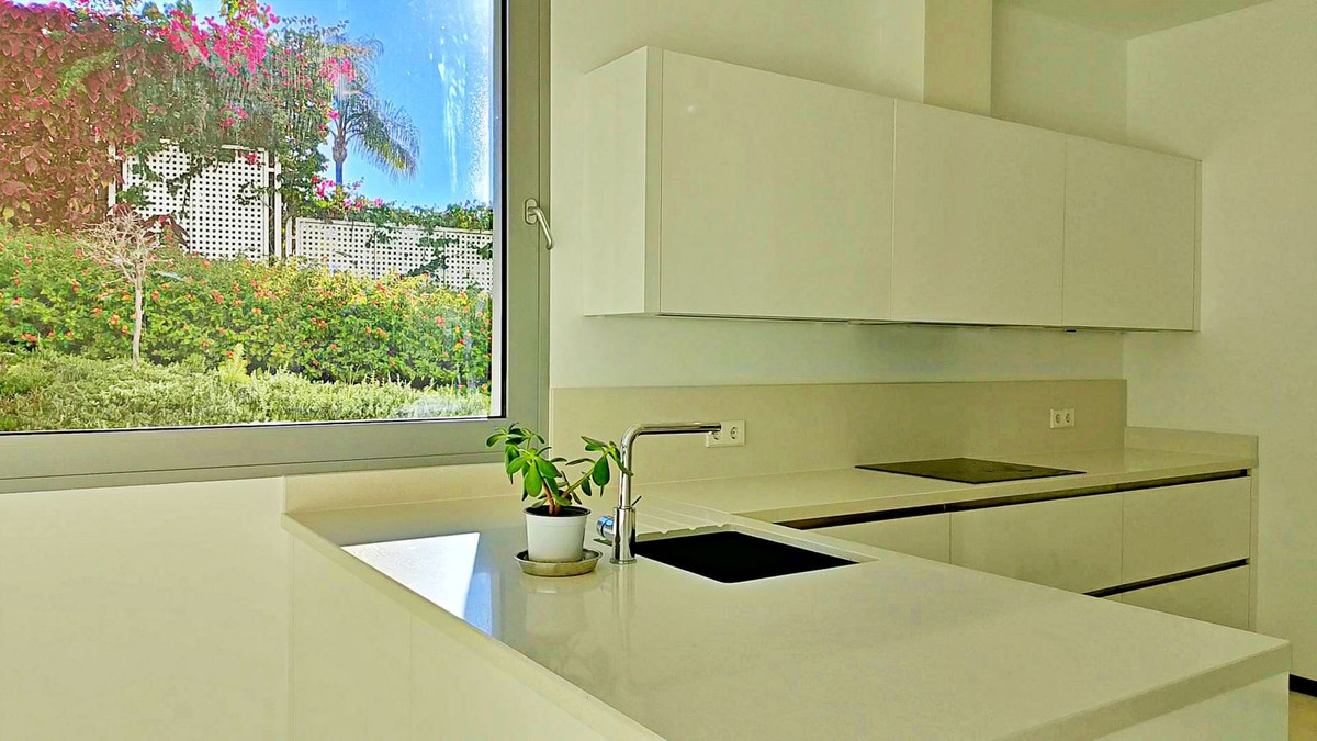 Huis te koop in Sierra Blanca | 5 slaapkamers H5235598