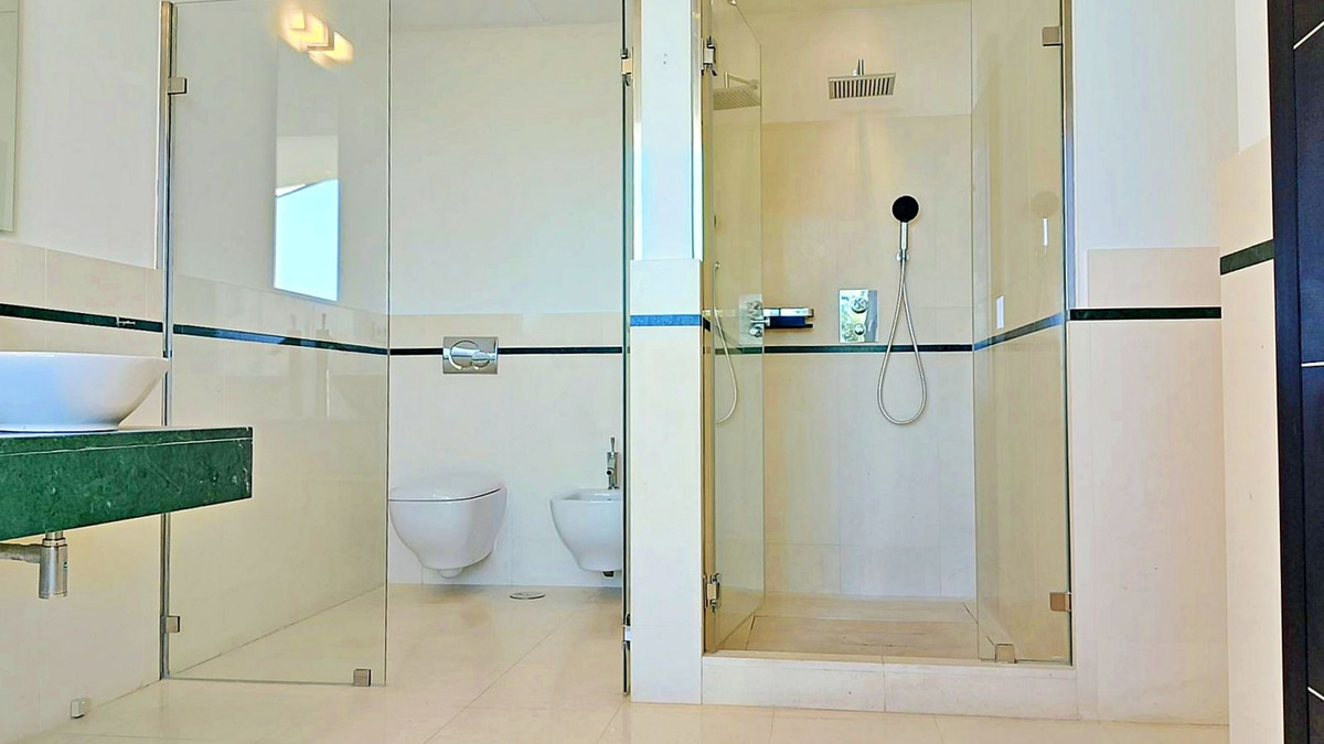 Huis te koop in Sierra Blanca | 5 slaapkamers H5235598