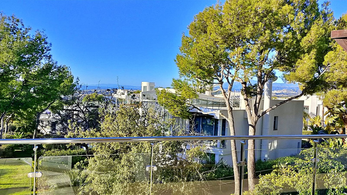 Huis te koop in Sierra Blanca | 5 slaapkamers H5235598