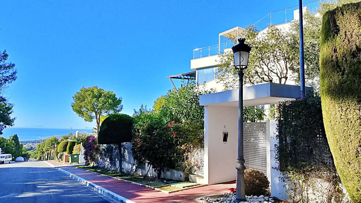 Huis te koop in Sierra Blanca | 5 slaapkamers H5235598