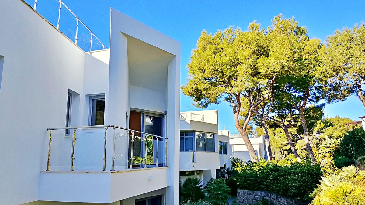 Huis te koop in Sierra Blanca | 5 slaapkamers H5235598