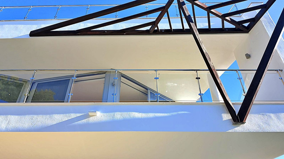 Huis te koop in Sierra Blanca | 5 slaapkamers H5235598