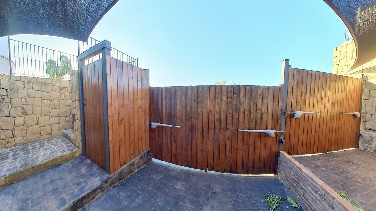 Huis te koop in Sierra Blanca | 4 slaapkamers H5300461