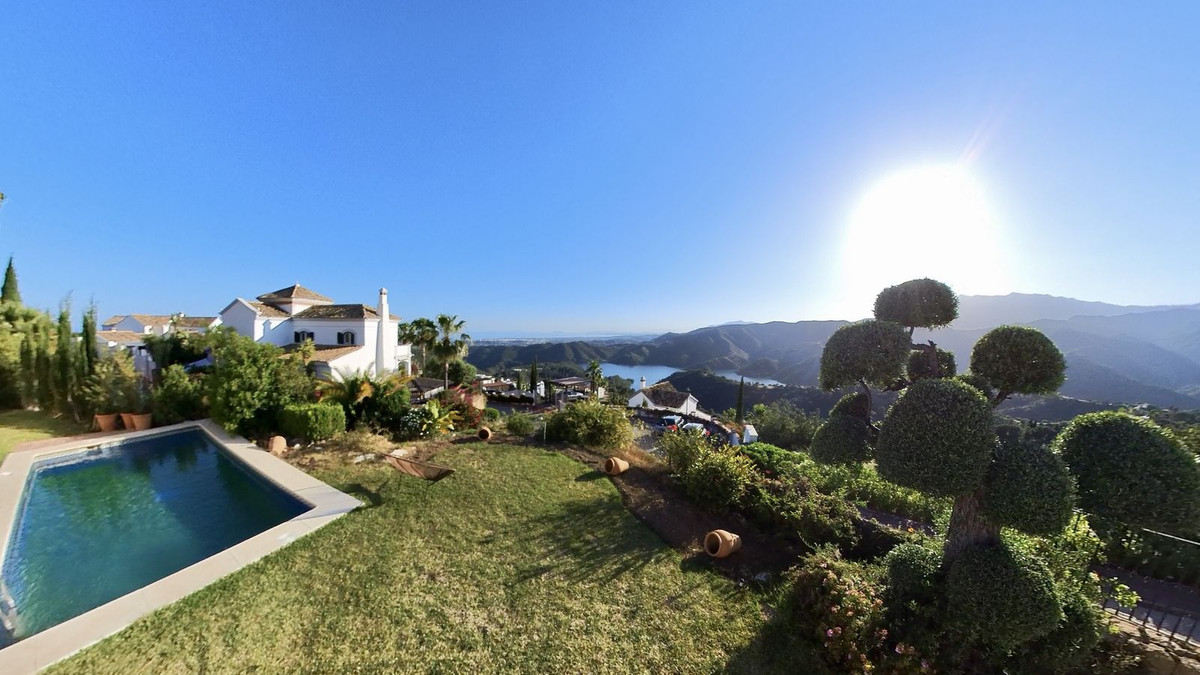 Huis te koop in Sierra Blanca | 4 slaapkamers H5300461