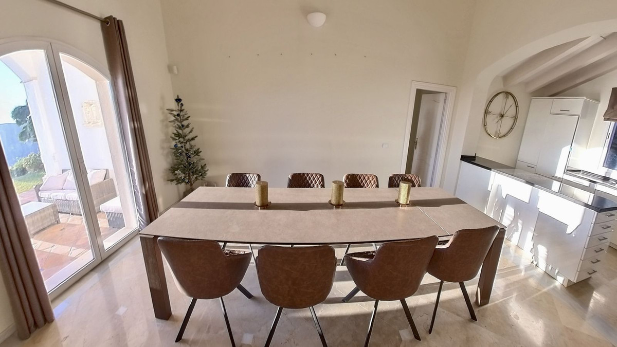 Huis te koop in Sierra Blanca | 4 slaapkamers H5300461