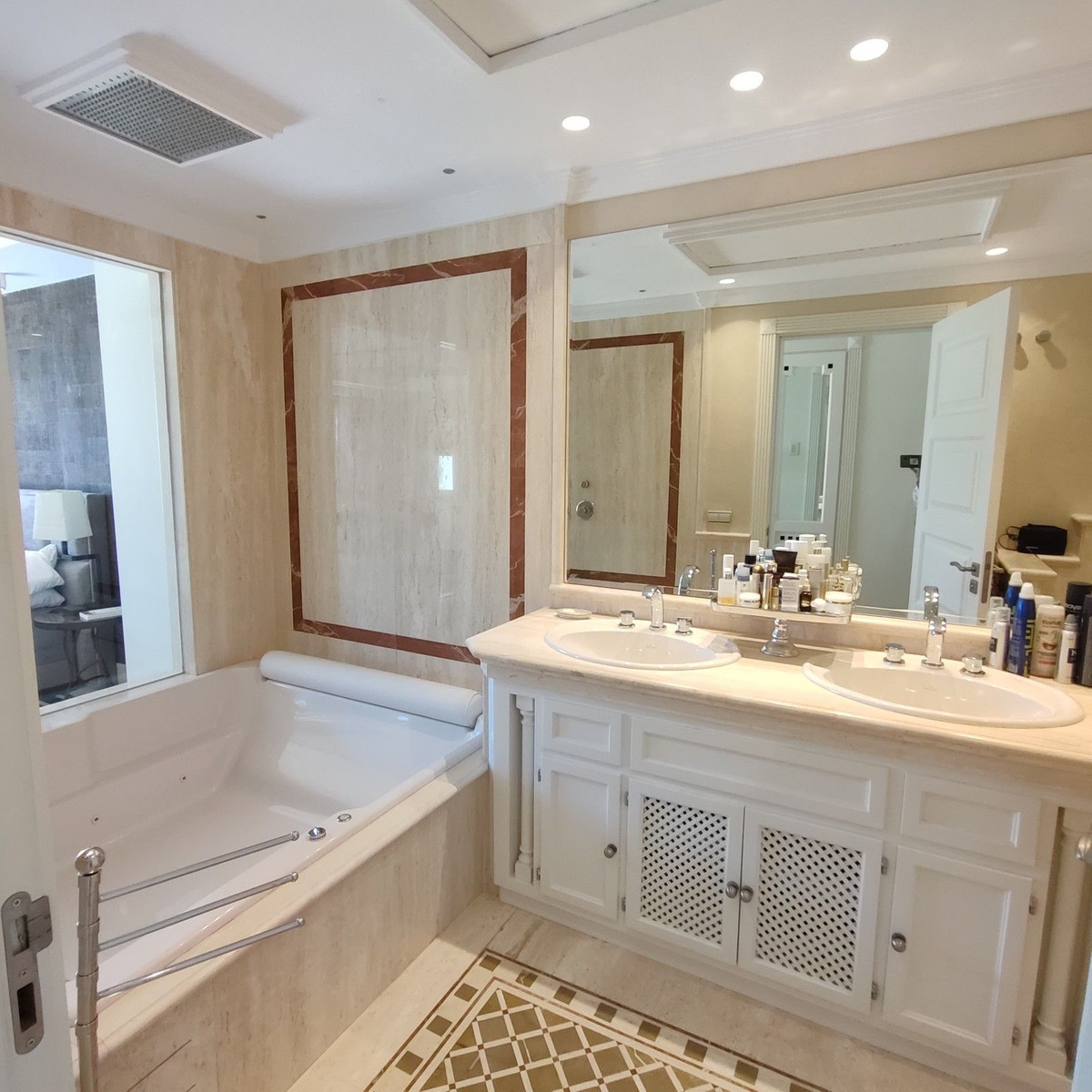 Property main view 23