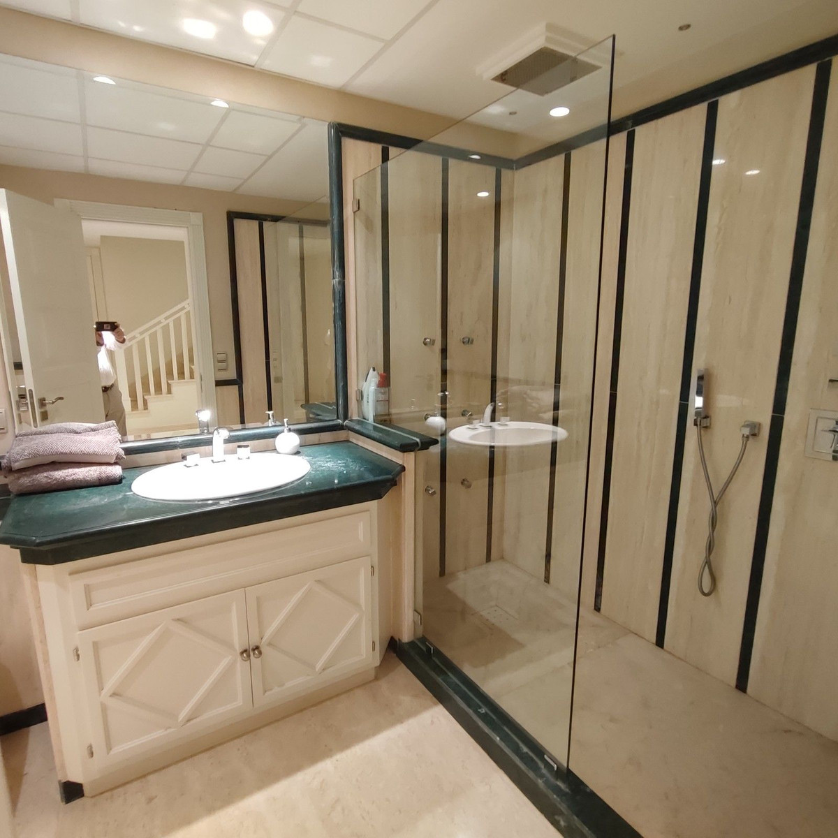 Property main view 48