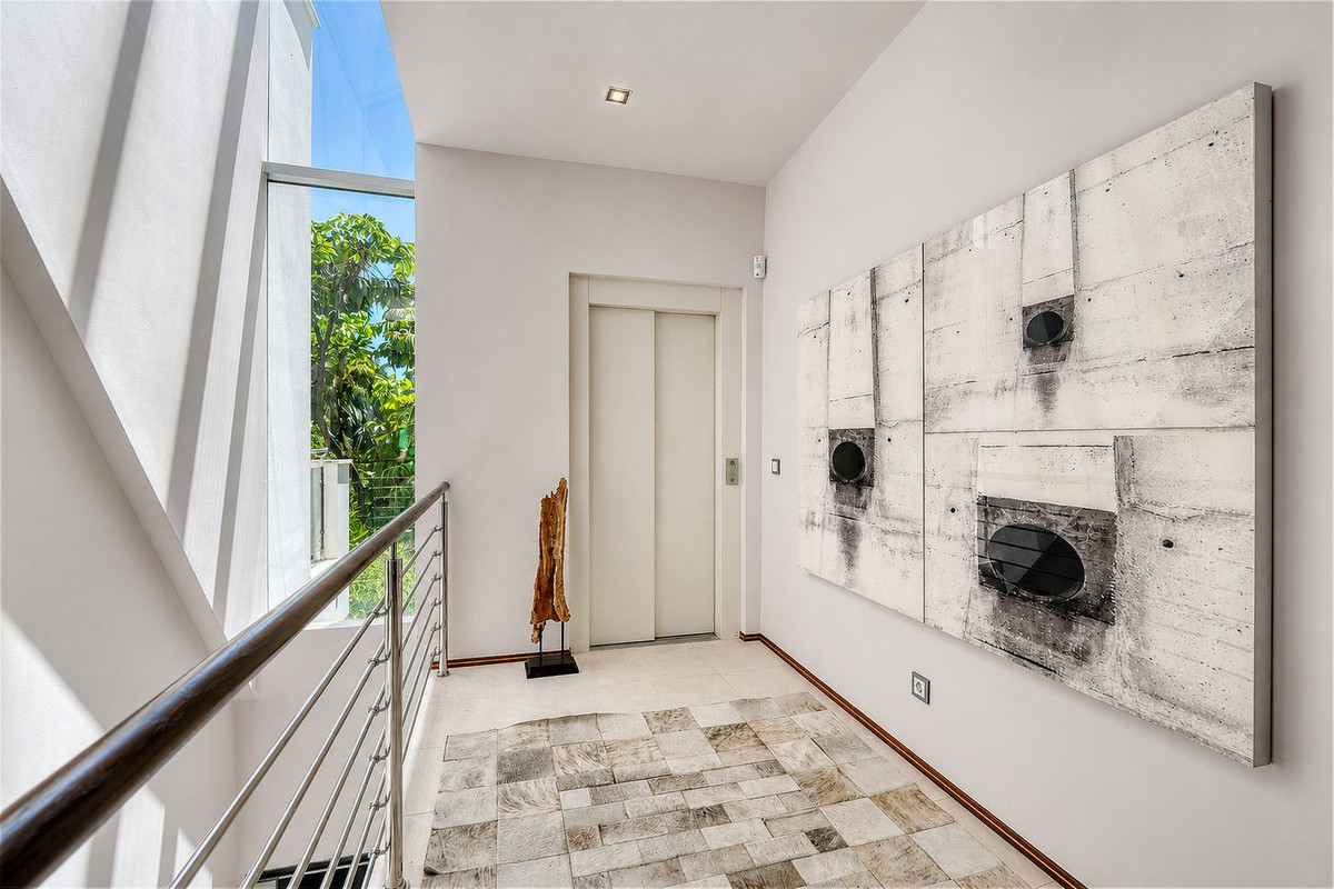 Property main view 34