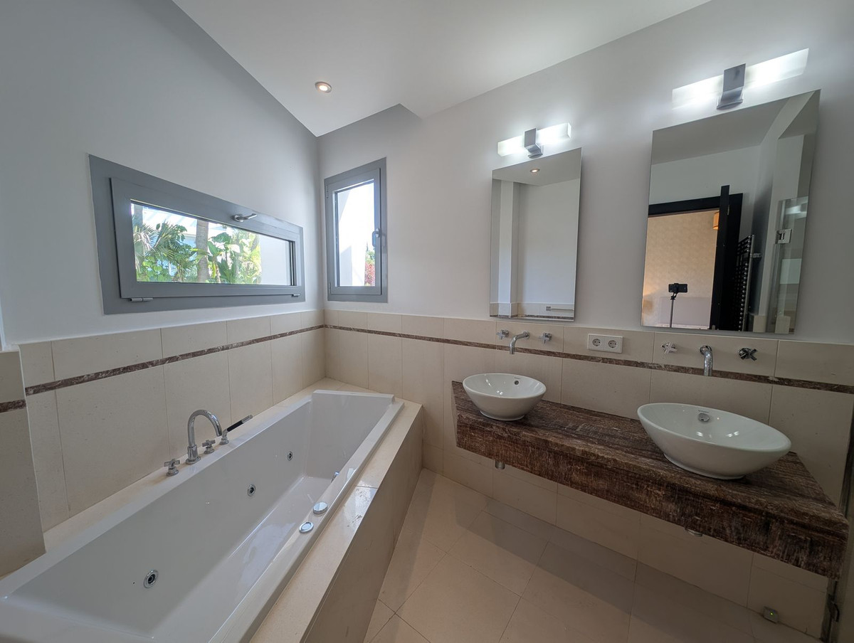 Property main view 30
