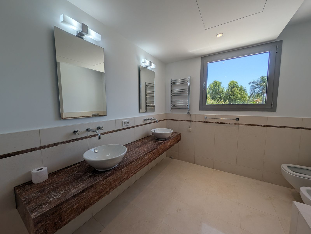 Property main view 33