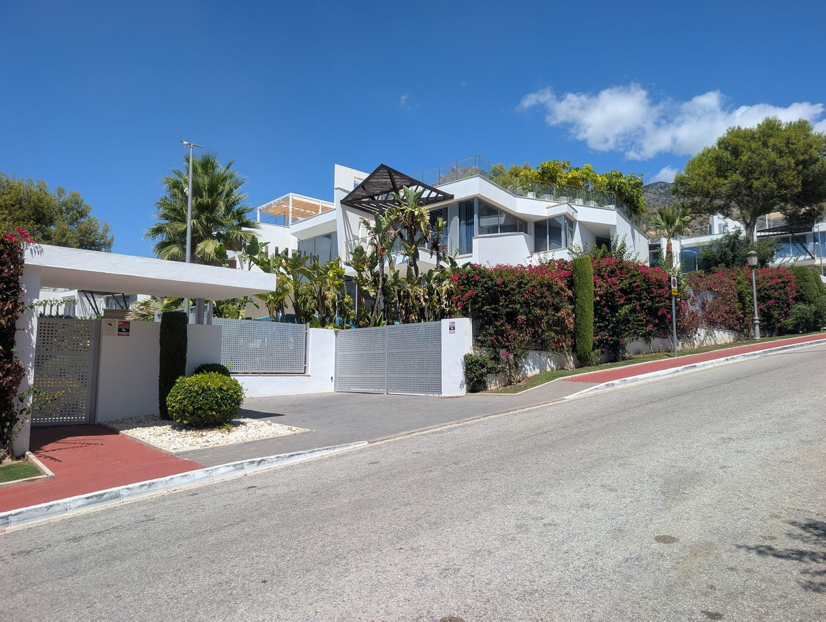 Property main view 44
