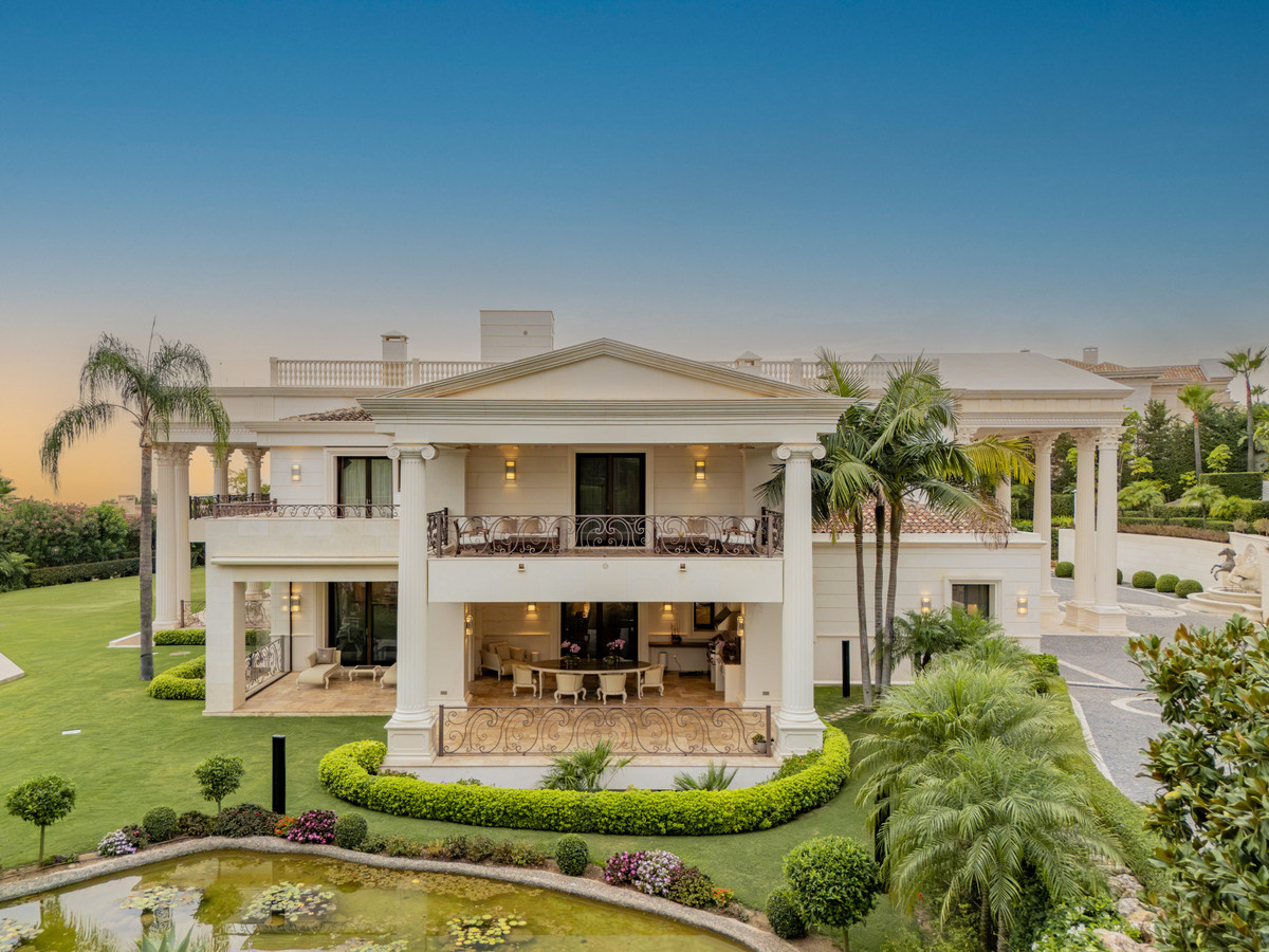 Huis te koop in Sierra Blanca | 10 slaapkamers H5492884