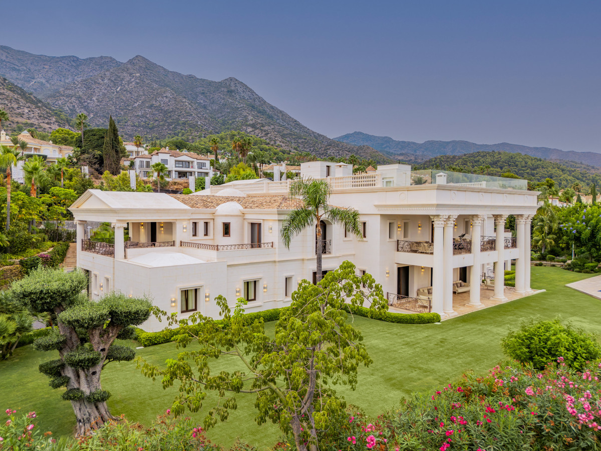 Huis te koop in Sierra Blanca | 10 slaapkamers H5492884