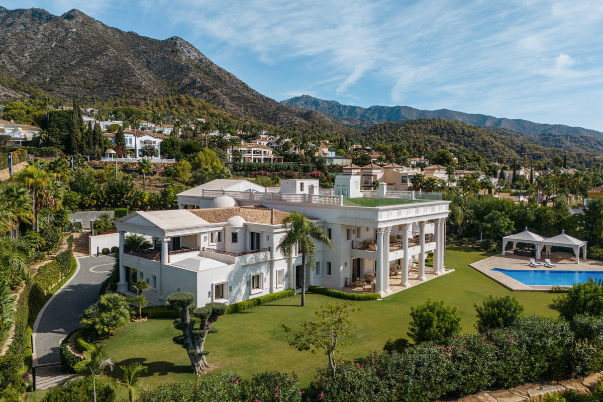 Huis te koop in Sierra Blanca | 10 slaapkamers H5492884