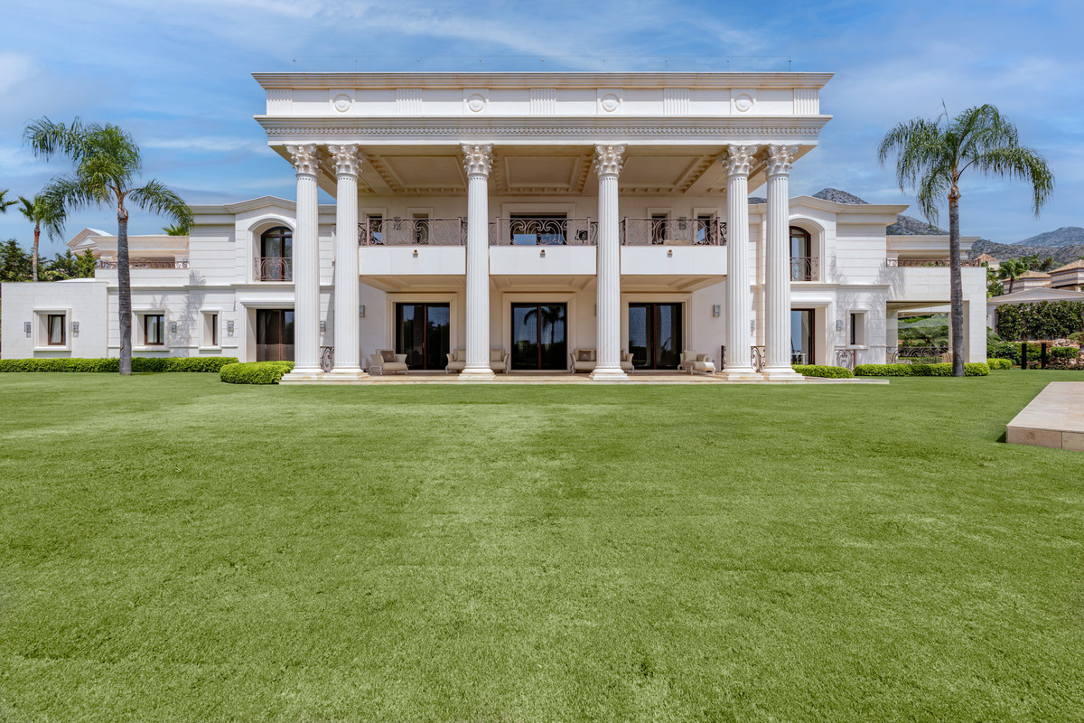 Huis te koop in Sierra Blanca | 10 slaapkamers H5492884
