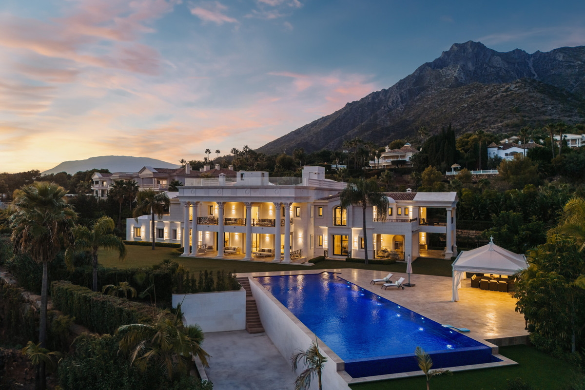 Huis te koop in Sierra Blanca | 10 slaapkamers H5492884