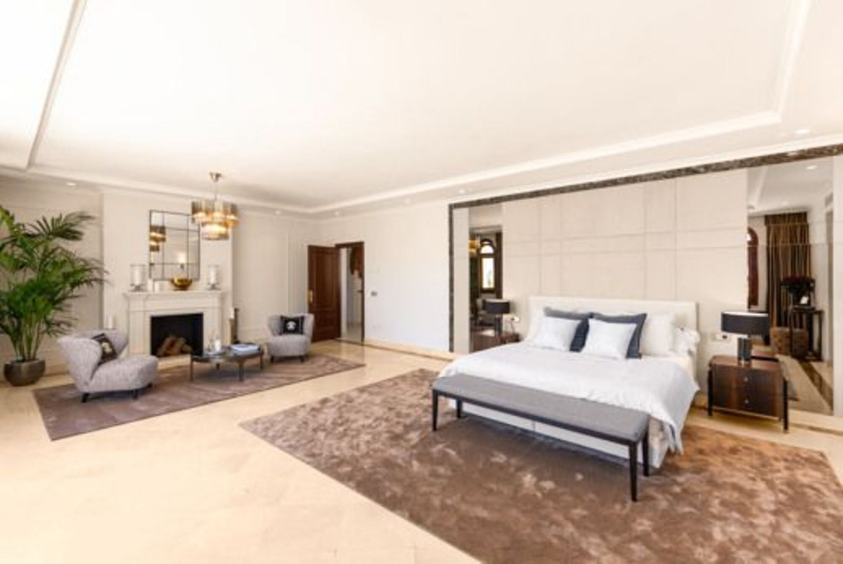 Huis te koop in Sierra Blanca | 6 slaapkamers H5492890