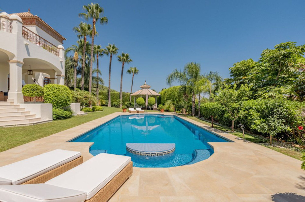 Huis te koop in Sierra Blanca | 6 slaapkamers H5492890