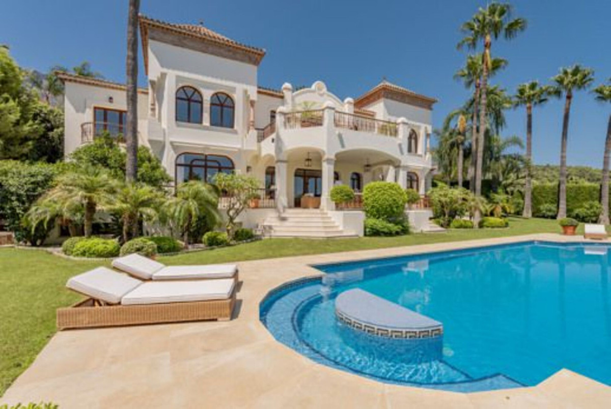Huis te koop in Sierra Blanca | 6 slaapkamers H5492890